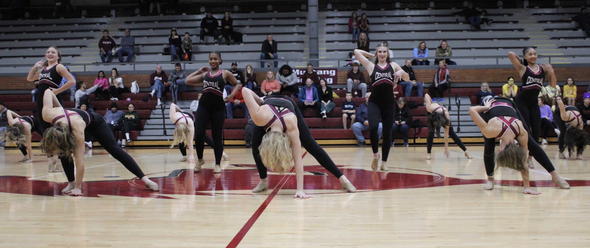 Varsity Boys Basketball vs. Manhattan 12/10 (Photo Gallery)